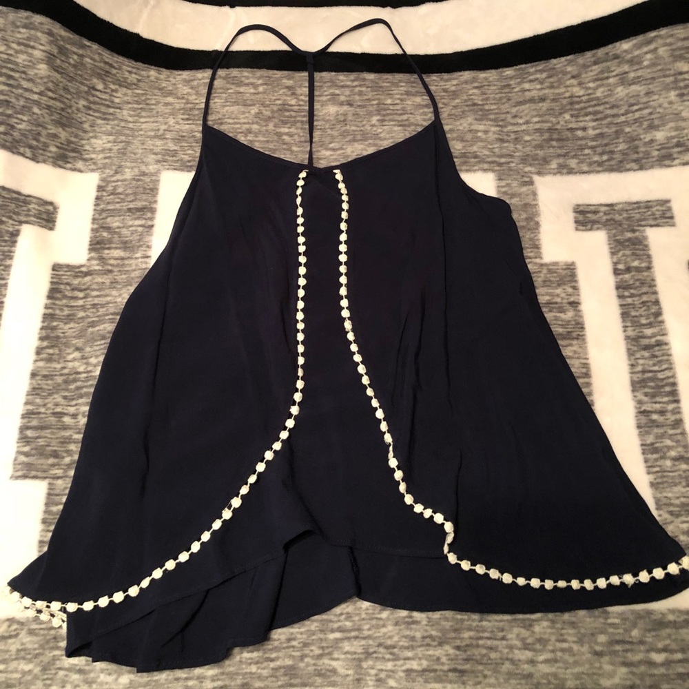 Super cute dark blue flowy Maurices tank